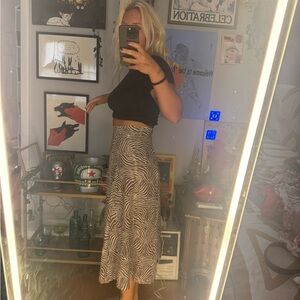 PrettyLittleThing Black and White Zebra Midi Skirt